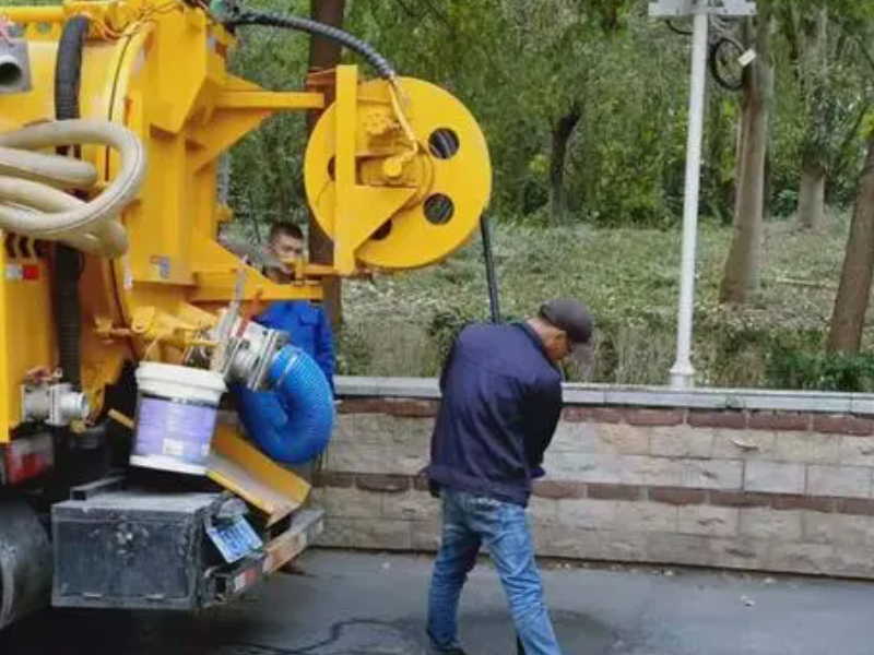 花都区厕所下水道疏通清理化粪池高压车清洗管道钻孔